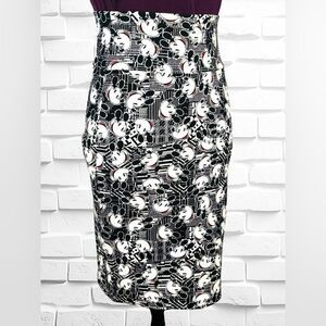LuLaRoe Women’s Size Small Disney Cassie Pencil Skirt • Mickey Mouse